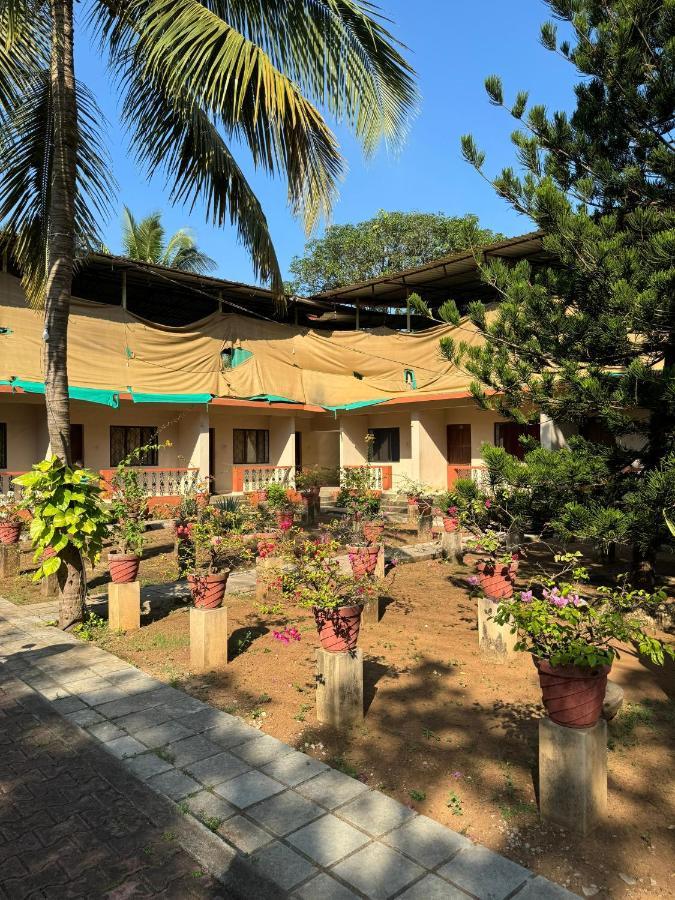 Villa Sol Beach Resort Baga Exterior foto